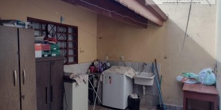 Casa térrea - jd. aeroporto.