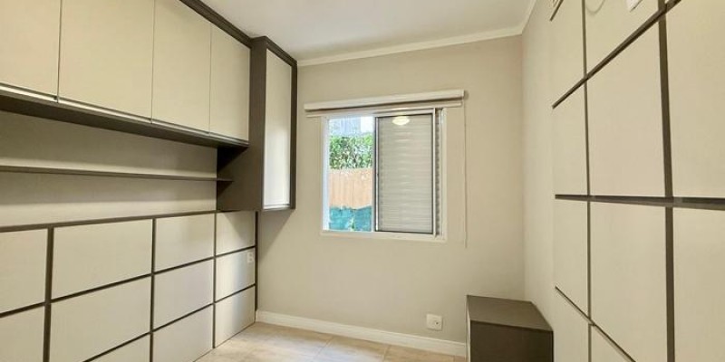 Apto. térreo -  cond.  