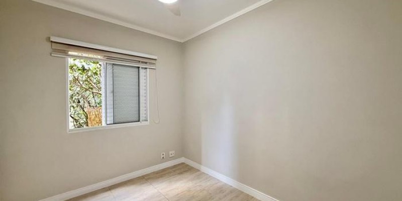 Apto. térreo -  cond.  